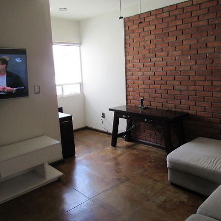 Hostal Casa Castillo Morelia Buitenkant foto