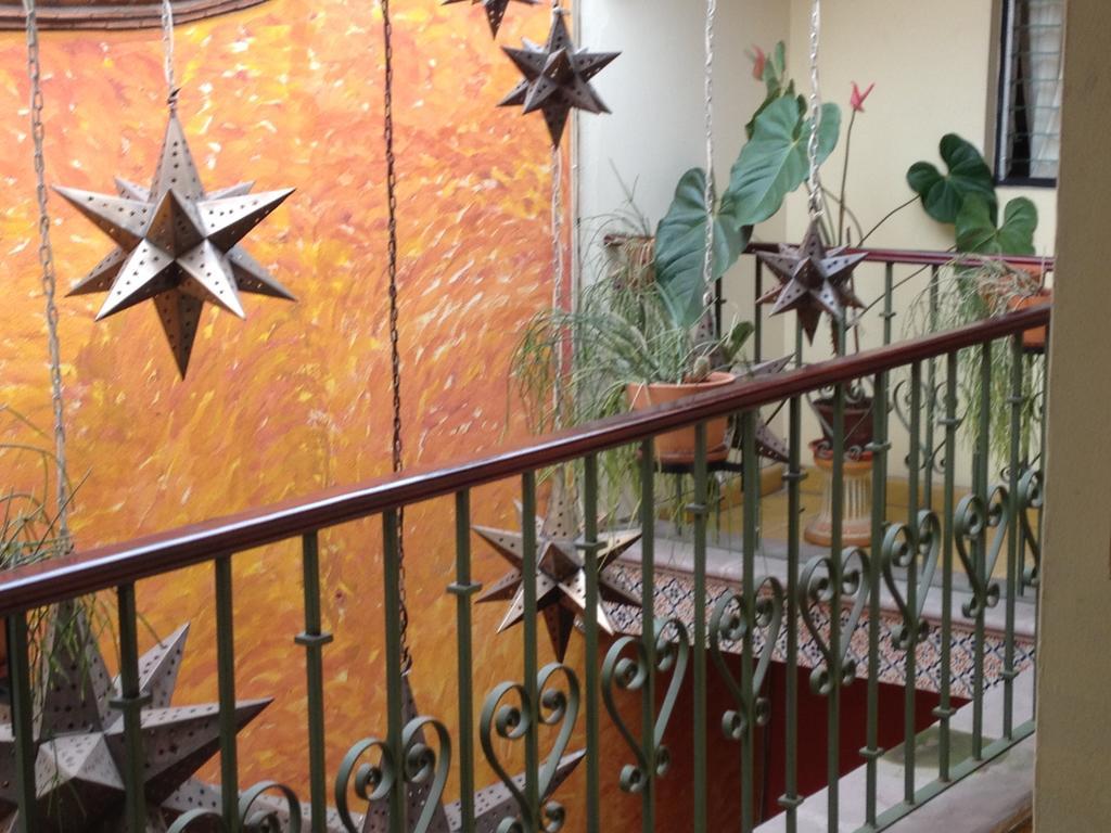 Hostal Casa Castillo Morelia Buitenkant foto