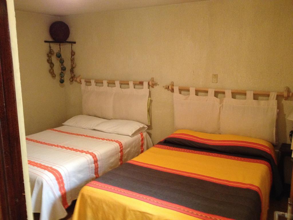 Hostal Casa Castillo Morelia Kamer foto