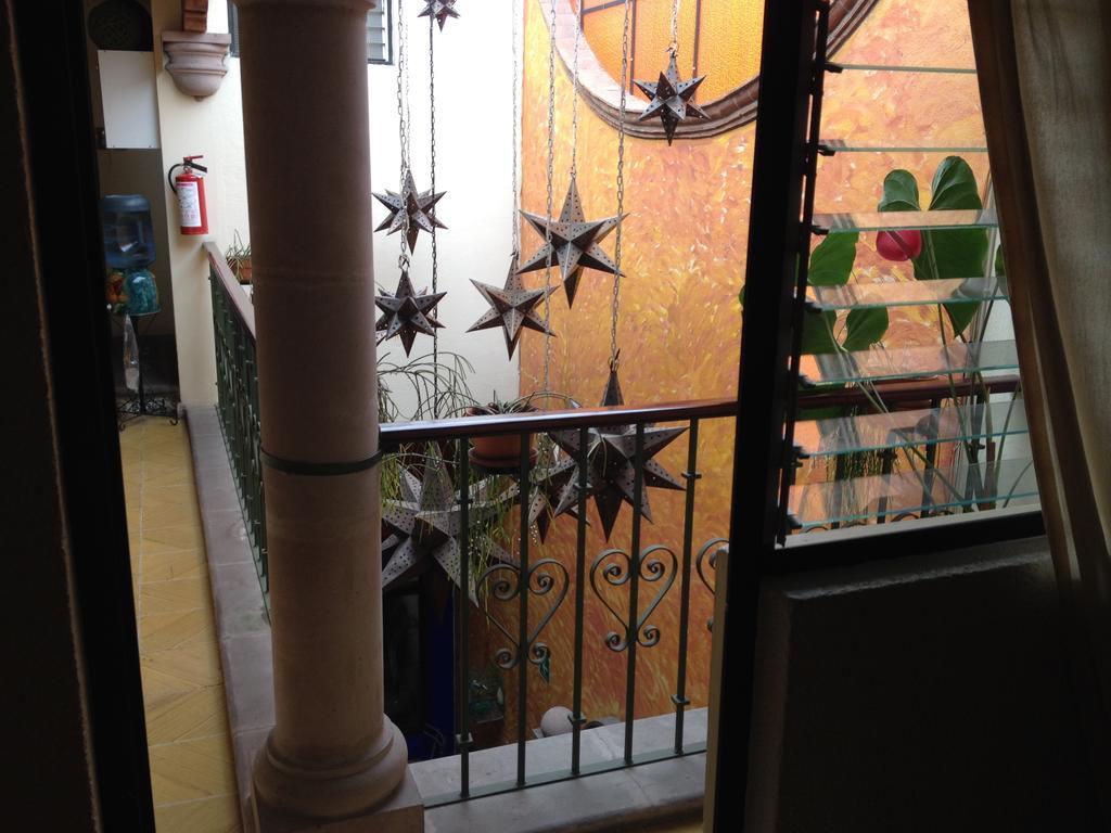 Hostal Casa Castillo Morelia Buitenkant foto