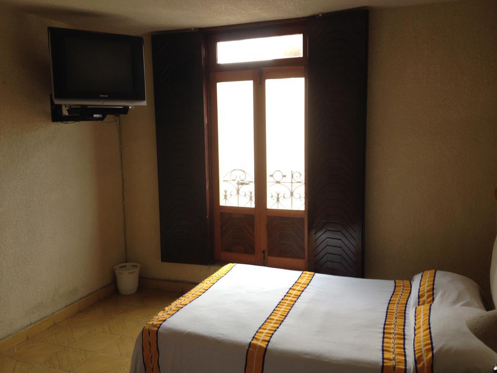 Hostal Casa Castillo Morelia Kamer foto