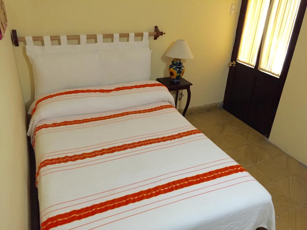 Hostal Casa Castillo Morelia Kamer foto