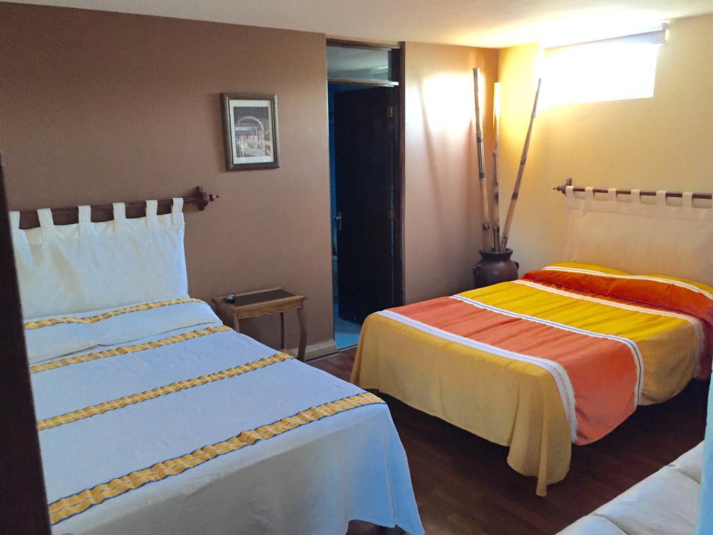 Hostal Casa Castillo Morelia Kamer foto