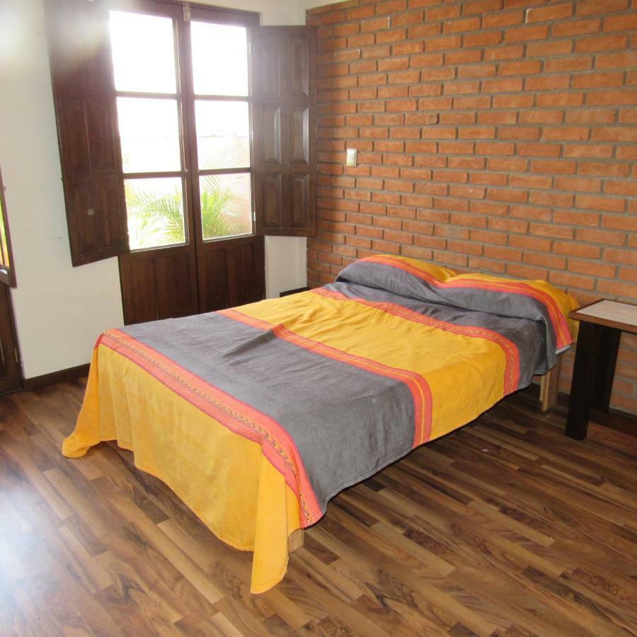 Hostal Casa Castillo Morelia Buitenkant foto